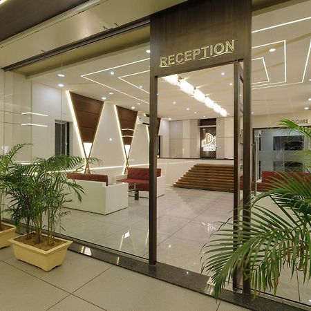 Hotel Decent Unjha Экстерьер фото