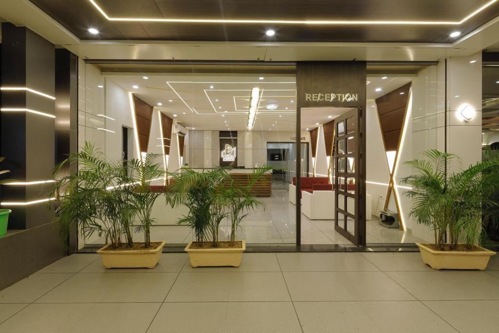 Hotel Decent Unjha Экстерьер фото