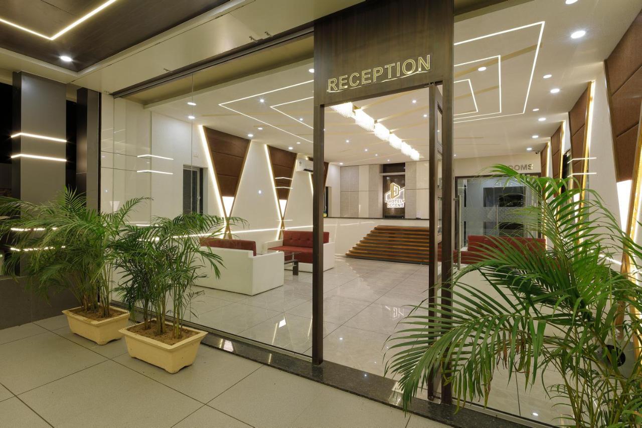 Hotel Decent Unjha Экстерьер фото
